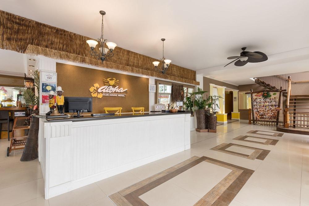Club House Hotel ヴィラ・カルロス・パス エクステリア 写真