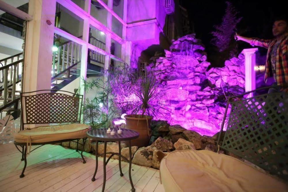 Club House Hotel ヴィラ・カルロス・パス エクステリア 写真