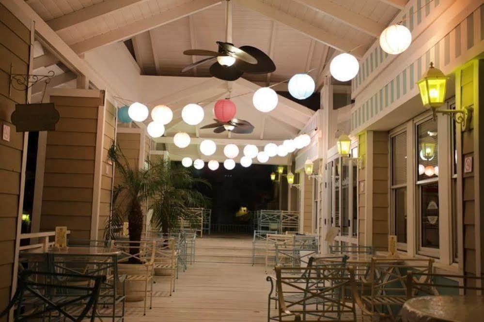 Club House Hotel ヴィラ・カルロス・パス エクステリア 写真