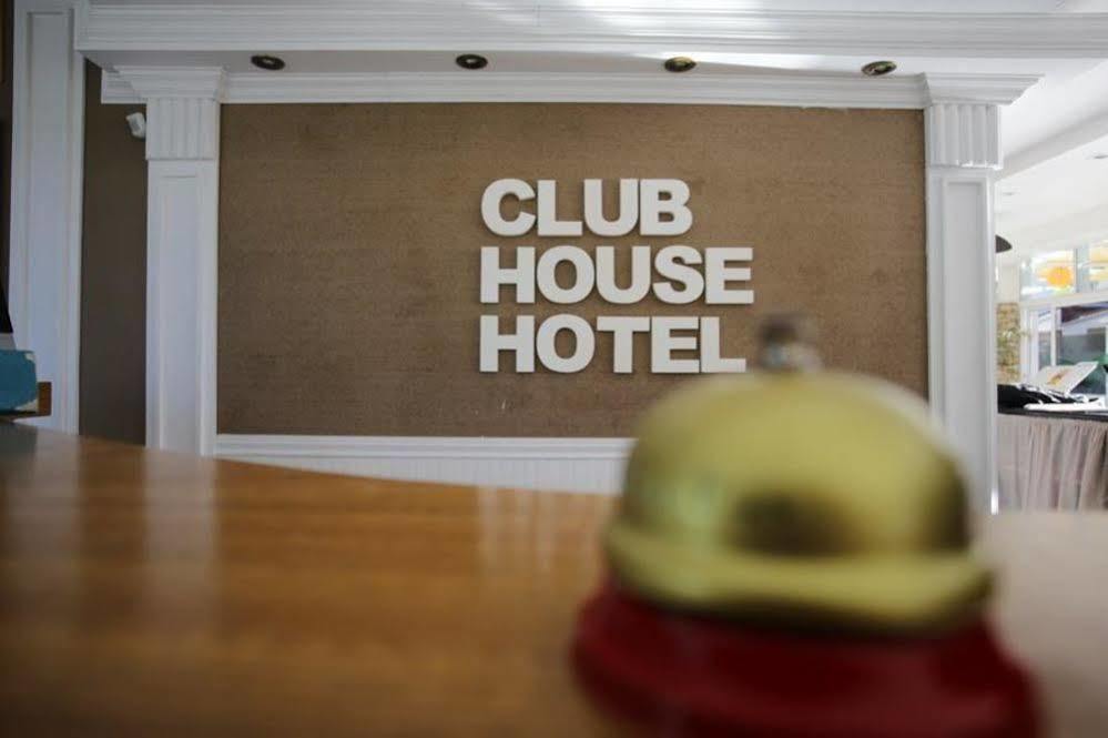 Club House Hotel ヴィラ・カルロス・パス エクステリア 写真